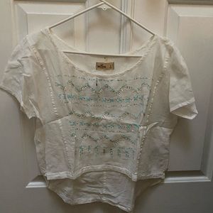 Hollister short sleeve white t-shirt